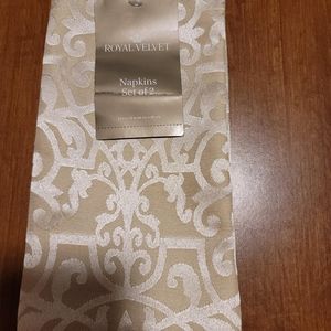Royal Velvet cloth napkins